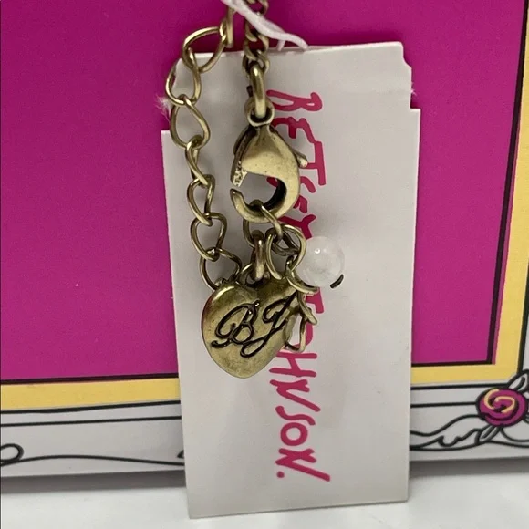 Betsey Johnson Vintage Gold Tone Cat Necklace with Faux Pearls and Rhinestones - Picture 6 of 9